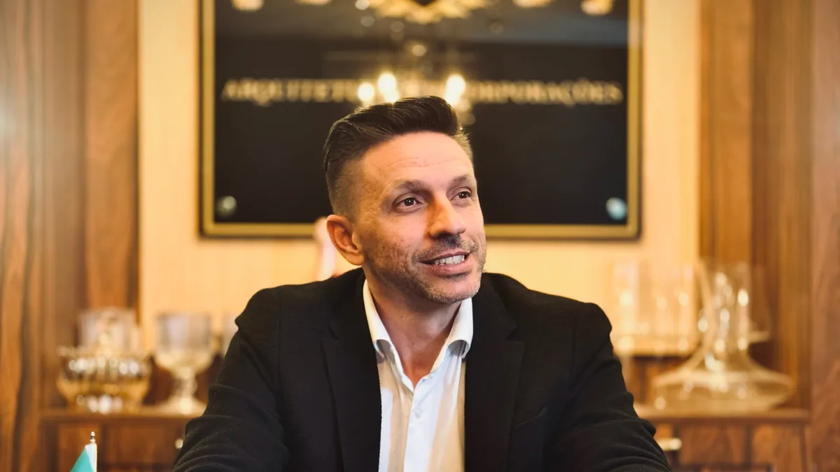 Cristiano Vitturi, arquiteto urbanista, no escritório da Vitturi Arquitetura em Jundiaí-SP
